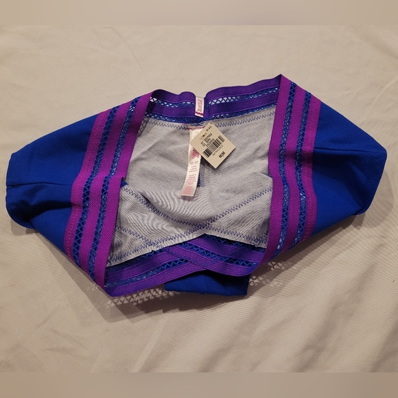 Victoria's Secret PINK Medium Underwear NWT - Picture 2 of 3